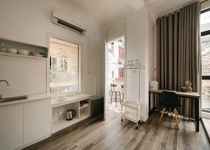 Dalili Homestay - Budget Room Near Old Quarter Hanoi