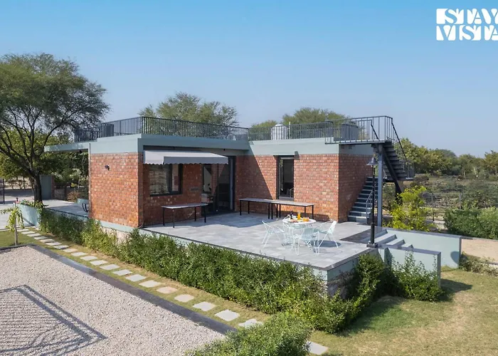 Stayvista'S Kachnaar Villa With Lawn, Terrace & Indoor-Outdoor Games Jaipur