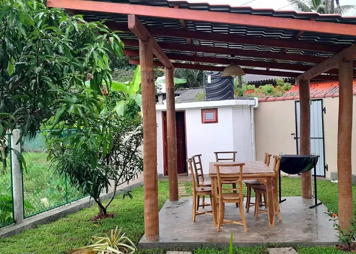 Monara Villa- Luxury 3Ac Rooms, Pool, For Retreat Galle