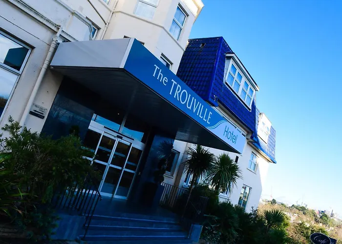 Trouville Bournemouth - Oceana Collection
