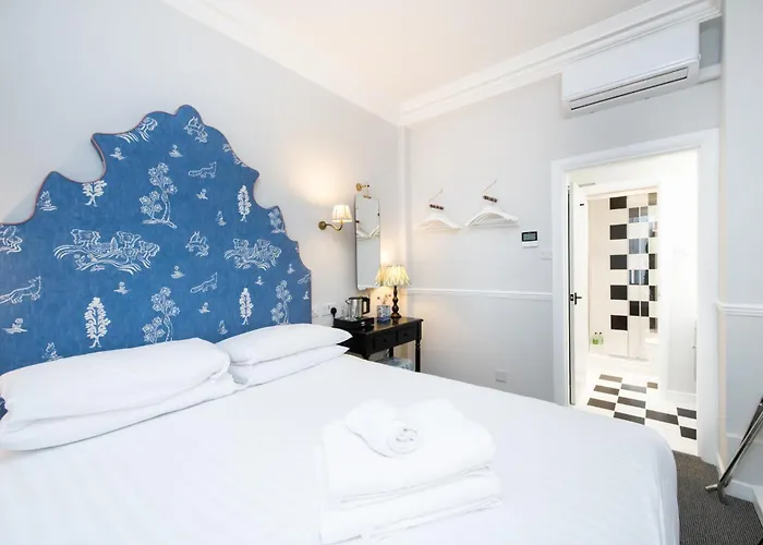 Americana Hotel London