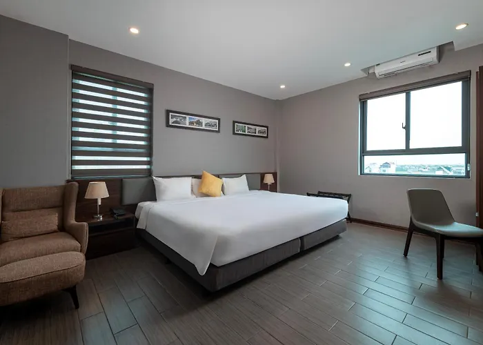 Golden Season Hotel NINH BINH