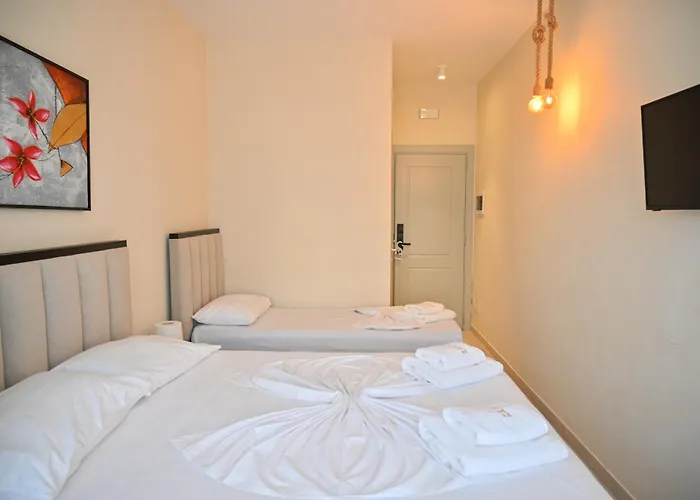 Hotel Zanzi Durres