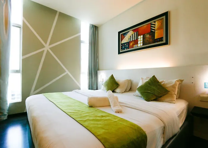 Swing & Pillows - Golden Roof Hotel Ampang, Ipoh