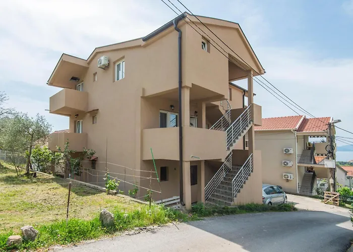 Hillside Vista Apartments Tivat