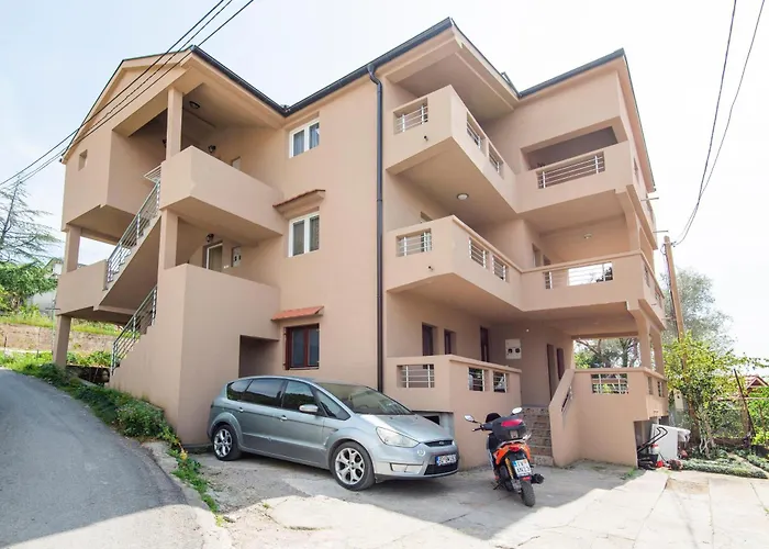 Hillside Vista Apartments Tivat