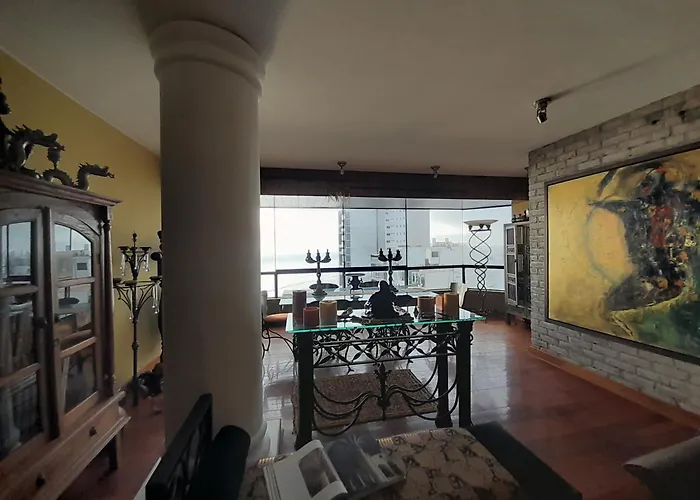 Black Shark Apartments Lima
