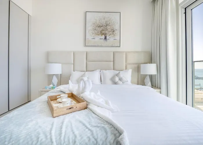 Elegant 1Br Apartment With Free Beach Access Dubai