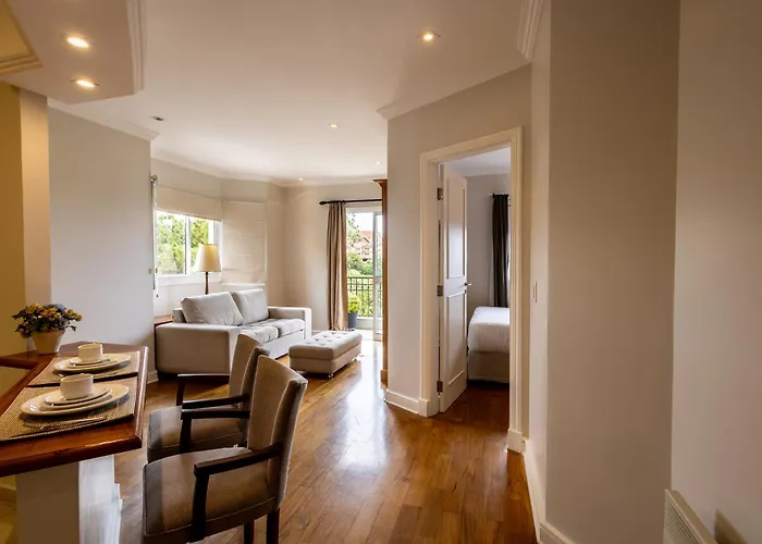 Pousada La Bas Campos do Jordão