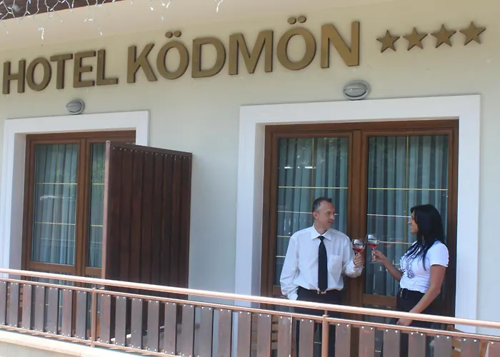 Hotel Koedmoen Eger