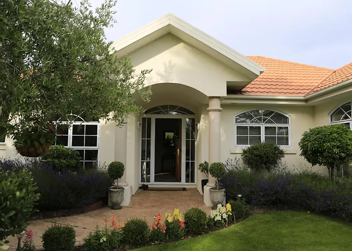 Olive House Bed And Breakfast Christchurch