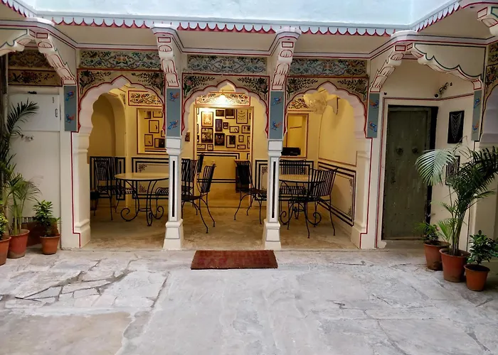 Jaipur Haveli Hotel