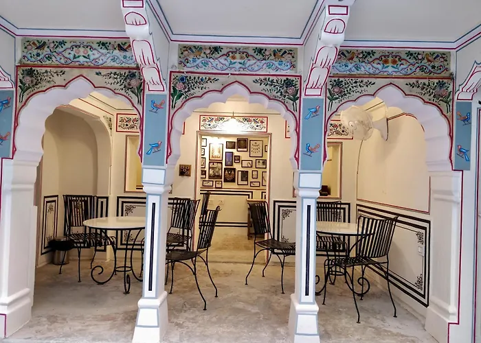 Jaipur Haveli Hotel