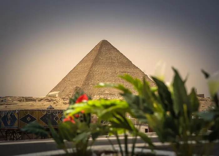 Queen Pyramids View Inn Kafret el-Gabal