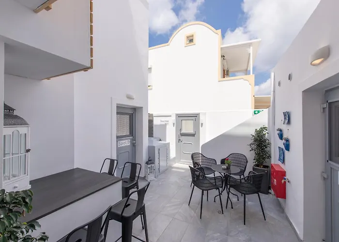 Bedspot Hostel Fira 