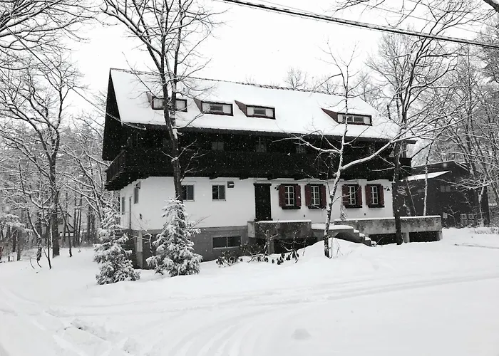 House Of Finn Juhl Hakuba