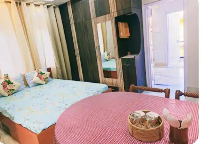 Riverside Palm 1Bhk With Ac And Terrace Access Near Kamakhya Temple Guwahati