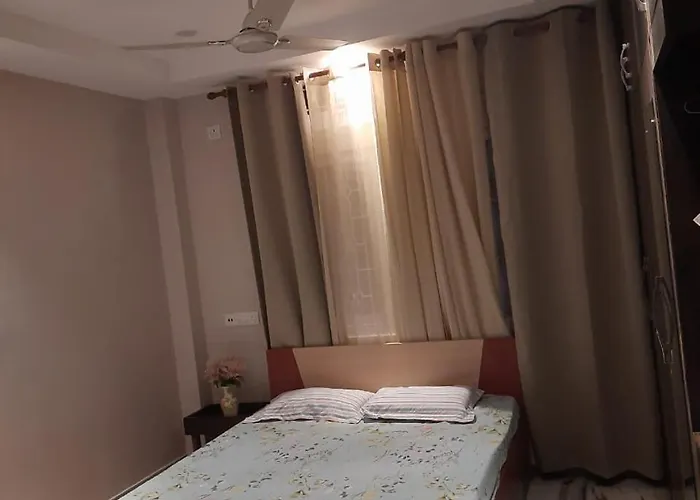 Riverside Palm 1Bhk With Ac And Terrace Access Near Kamakhya Temple Guwahati