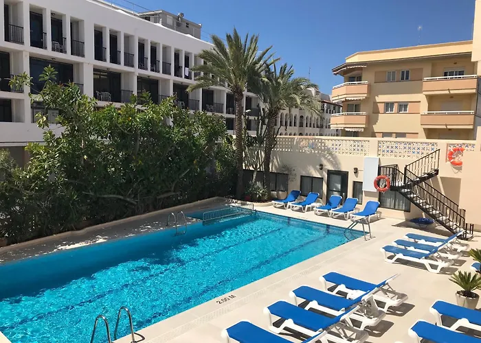 Apartamentos Jovial San Antonio 