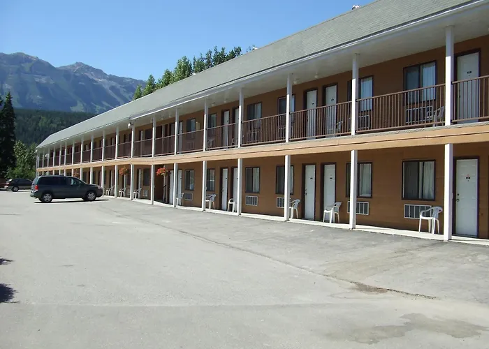 Mary'S Motel Golden