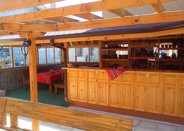 Guest House Nash Dom Kavarna