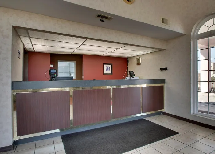 Angel Inn - Central Branson