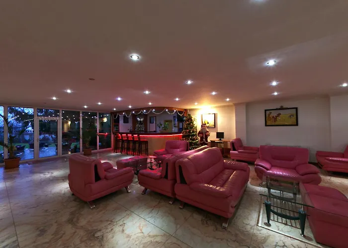 Zornica Hotel Kazanlŭk