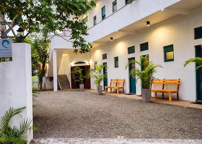 Colombo Beach Hostel Dehiwala-Mount Lavinia