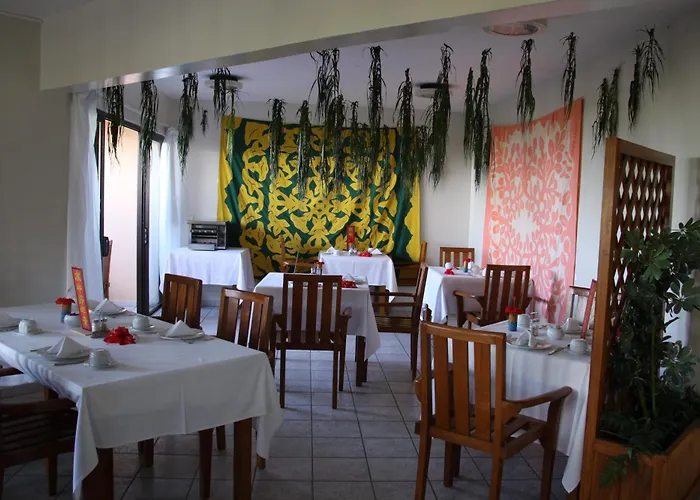 Tiki Hotel - Hotel D'Application Du Lycee De Tahiti Punaauia 