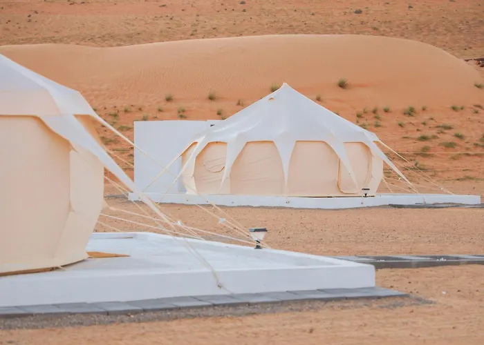 Safari Desert Camp Shāhiq