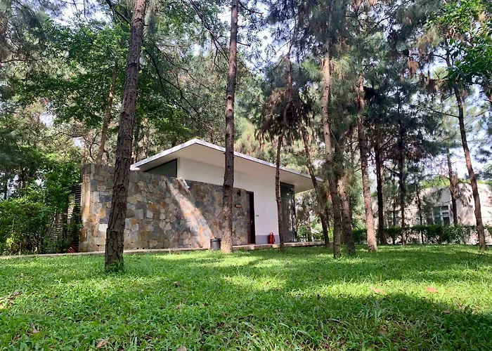 Hilltop Dai Lai H230 Villa Hanoi