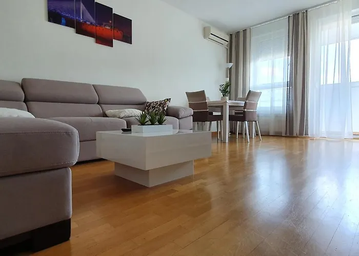 Royal Apartment Belvill Belgrade