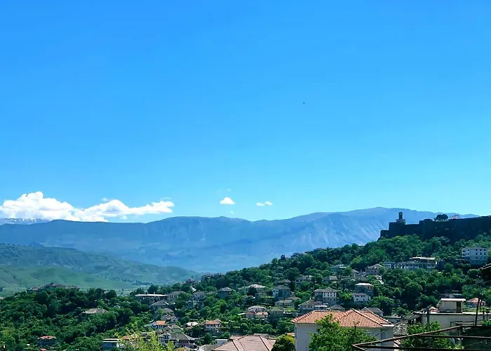 Aaron'S Guest House Gjirokaster