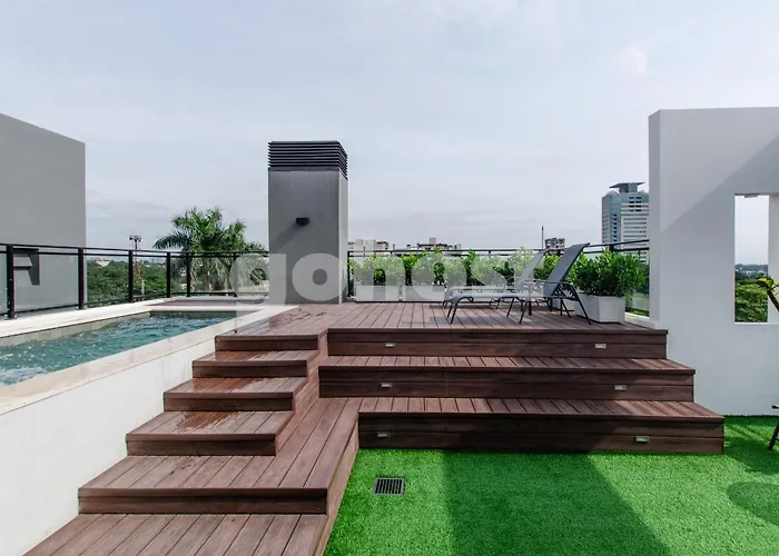 Elegant Apartment Steps From Villa Morra Asunción