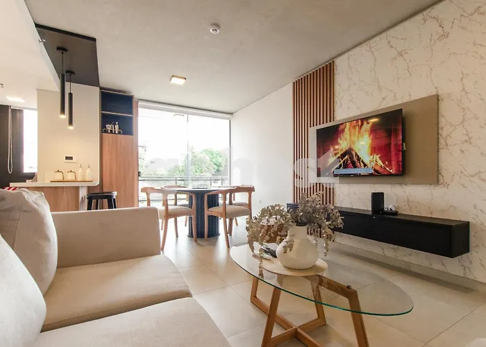 Elegant Apartment Steps From Villa Morra Asunción