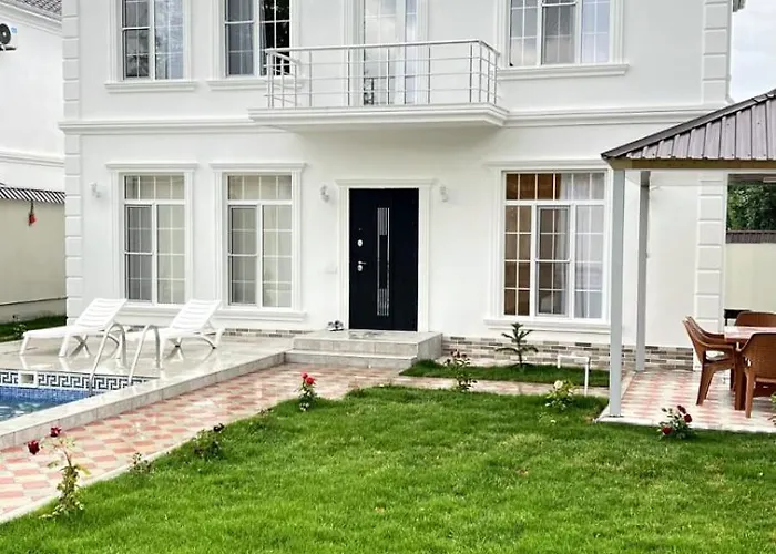 White Villa 4 Bedrooms Gabala