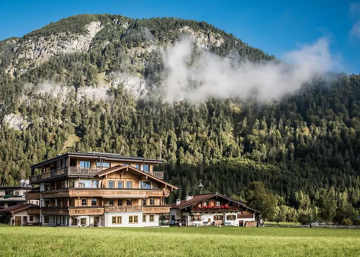 Sonnenhof Genusshotel & Appartements Pertisau