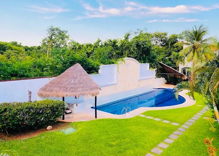 Gorgeous 8 People Basic Villa With Pool Playacar Phase 2 Playa del Carmen