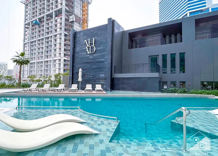 Stylish 1Bedroom With Balcony & View Dubai