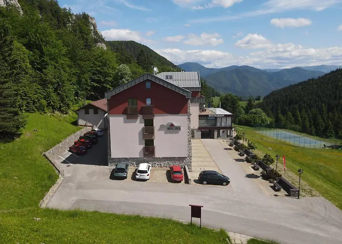Hotel Malina - Ski & Bike Resort Ruzomberok