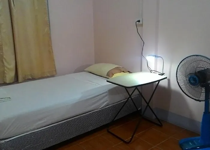 D'S Corner & Guesthouse Phuket