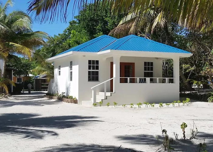 Cocotal Inn And Cabanas San Pedro 