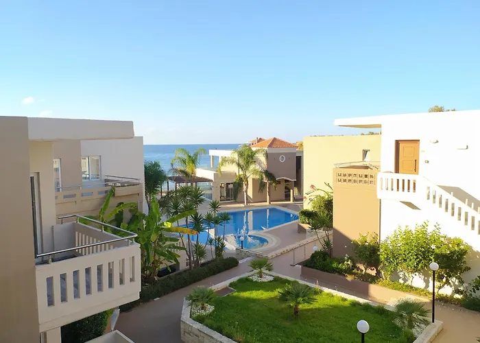 Golden Bay Aparthotel Kato Daratso