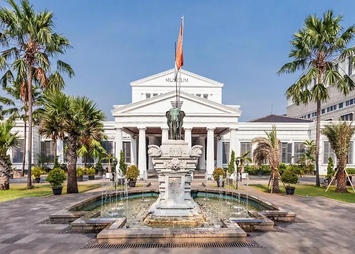 Hotel Istana Ratu Jalan Jaksa Jakarta