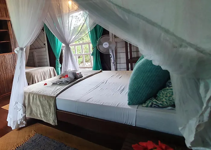 Hotel Ecolodge Le Ravoraha Ile Sainte-Marie