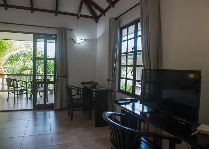 Hotel Chateau St Cloud La Digue