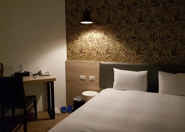 Queens Hotel II Taipei