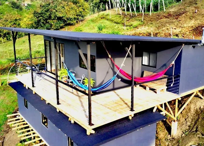 Hillside Cabins - Guatape Medellin