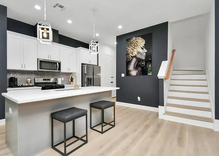 Stylish & Cozy - Hot Tub 4 Beds Near Downtown Villa Houston