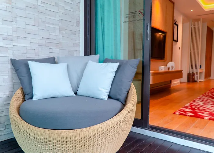 Club Wyndham Patong Hill, Phuket Hotel